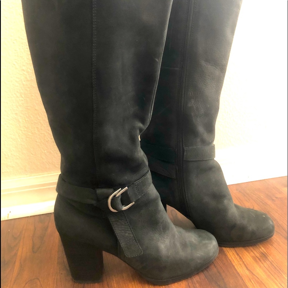 Wide calf boots size 10